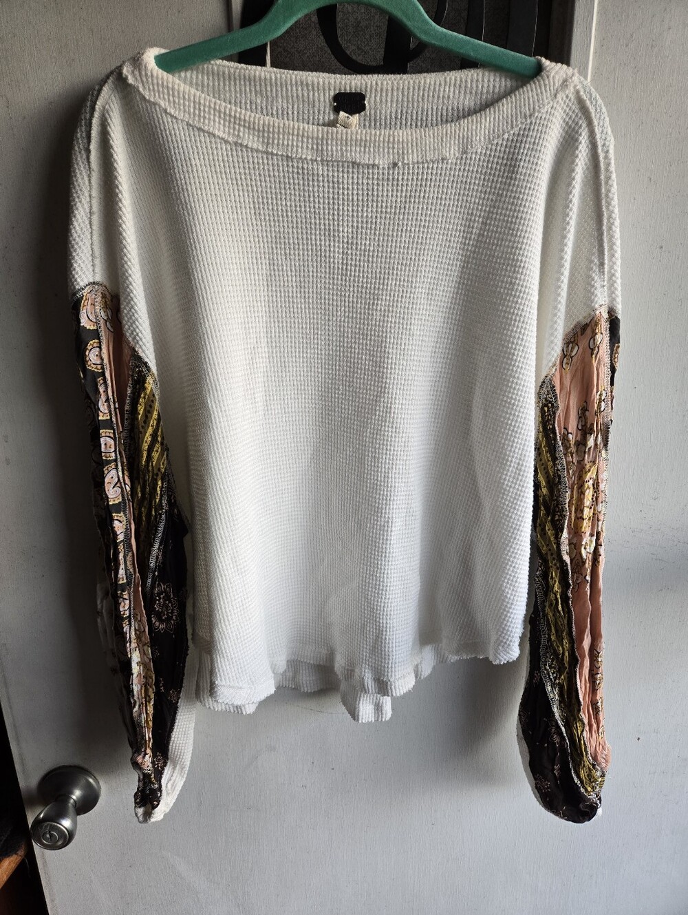 We The Free Waffle Knit White Top with Patterned Boho Sleeves EUC